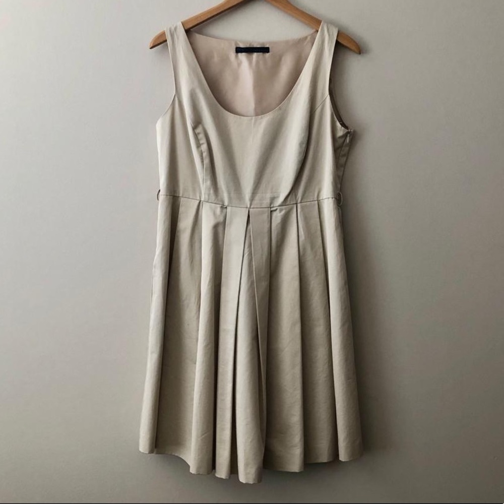 100% cotton outer shell, Zara dress w/ pockets